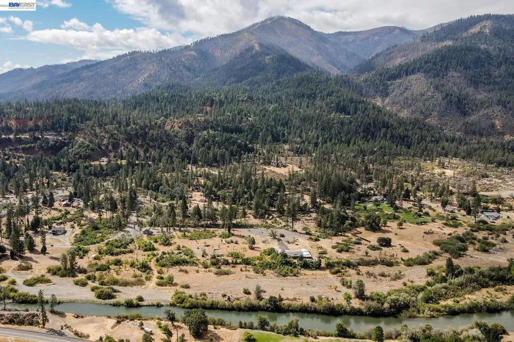 303 Bear Springs Rd. Junction City, CA 96048