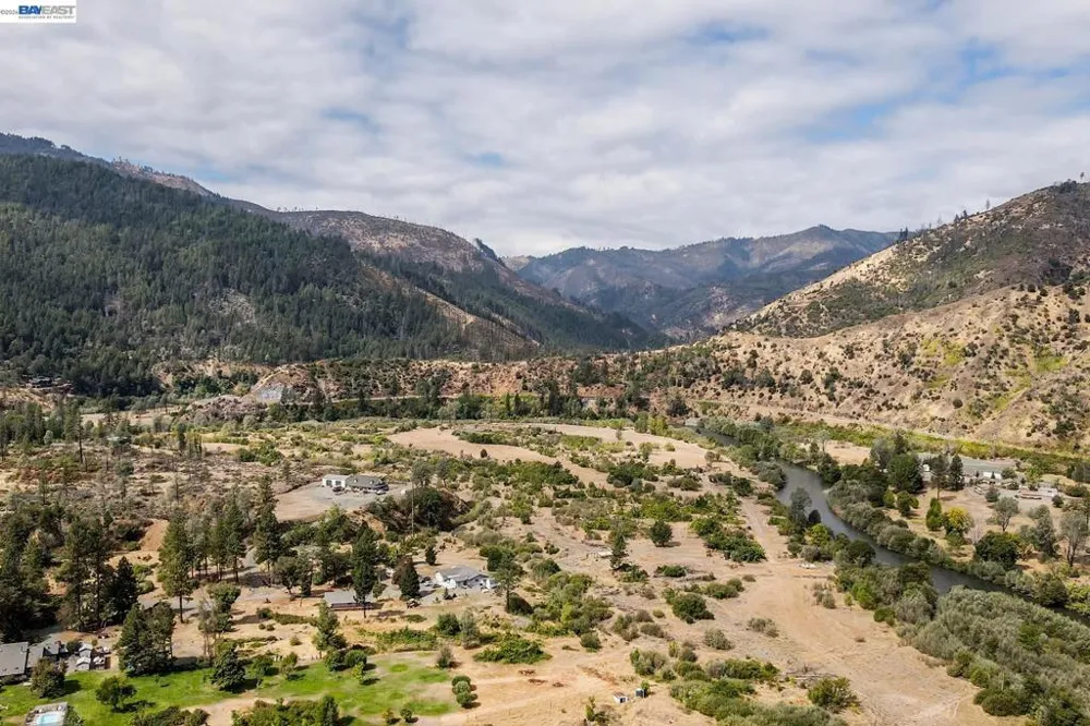 303 Bear Springs Rd. Junction City, CA 96048