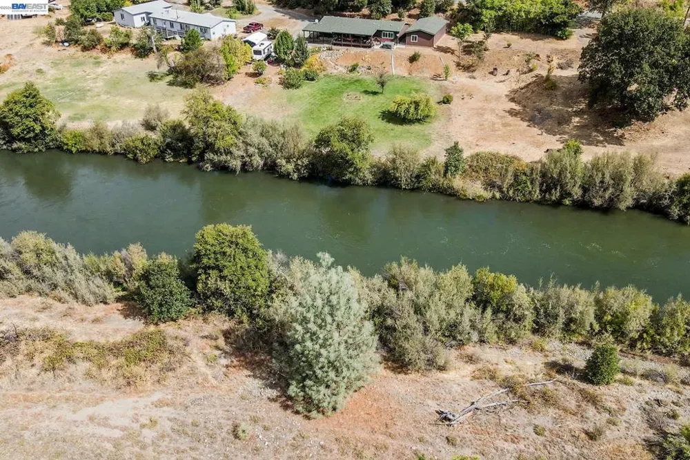 303 Bear Springs Rd. Junction City, CA 96048
