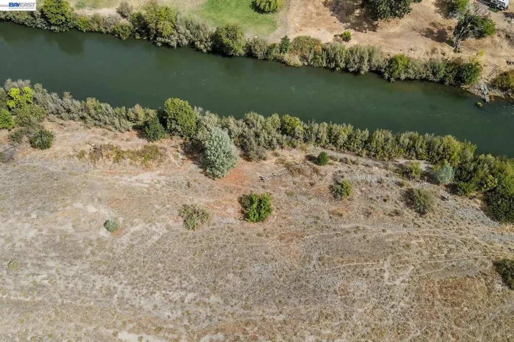 303 Bear Springs Rd. Junction City, CA 96048