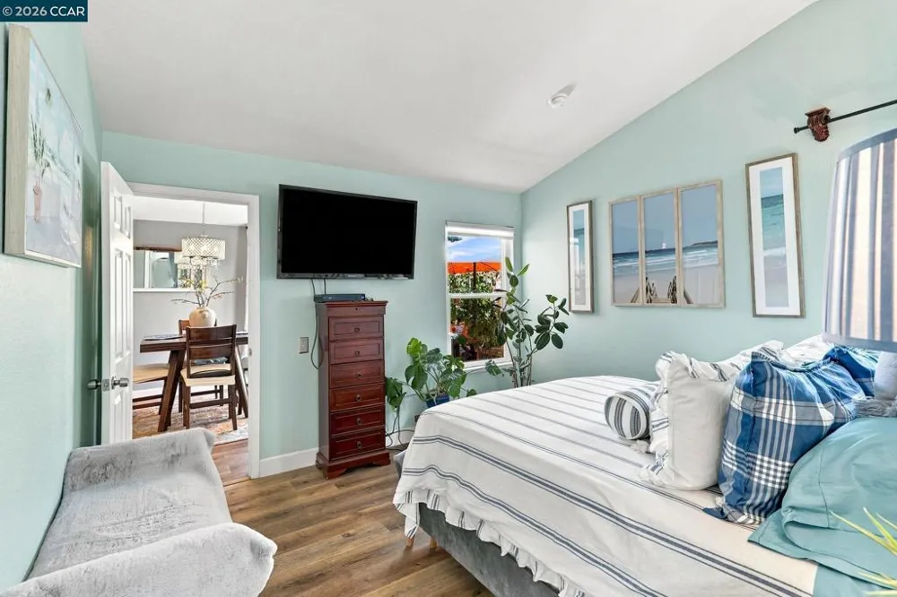 25 Sparrow Hawk Ct. Oakley, CA 94561