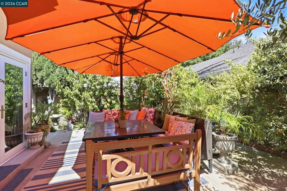 25 Sparrow Hawk Ct. Oakley, CA 94561
