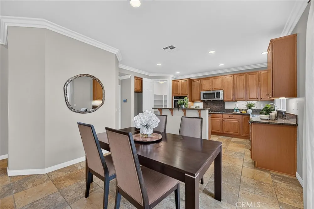 6043 Blossom Place Rancho Cucamonga, CA 91739