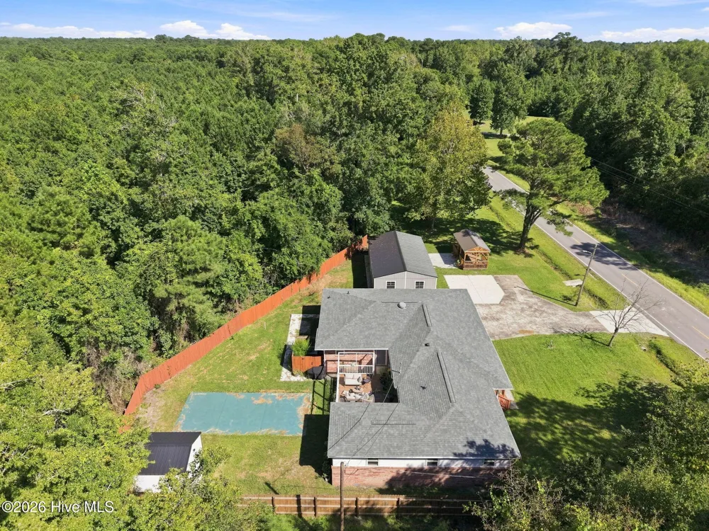 189 Country Club Road Sneads Ferry, NC 28460