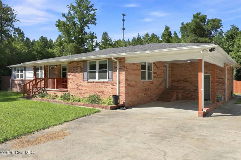 189 Country Club Road Sneads Ferry, NC 28460