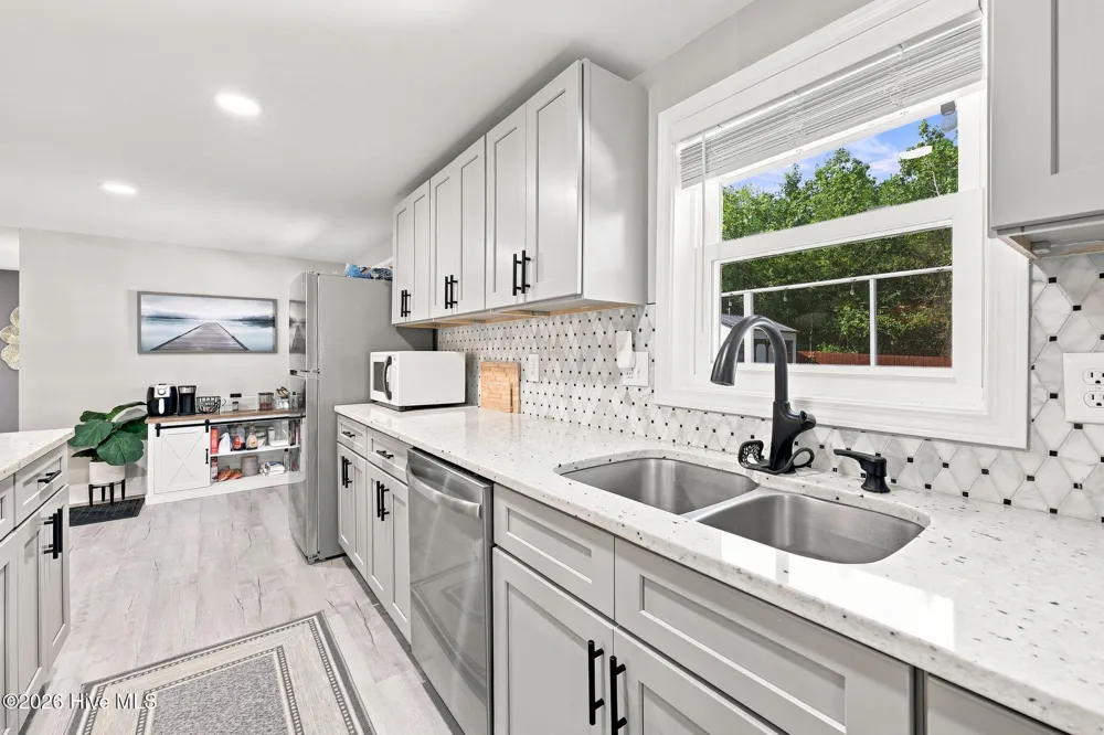 189 Country Club Road Sneads Ferry, NC 28460