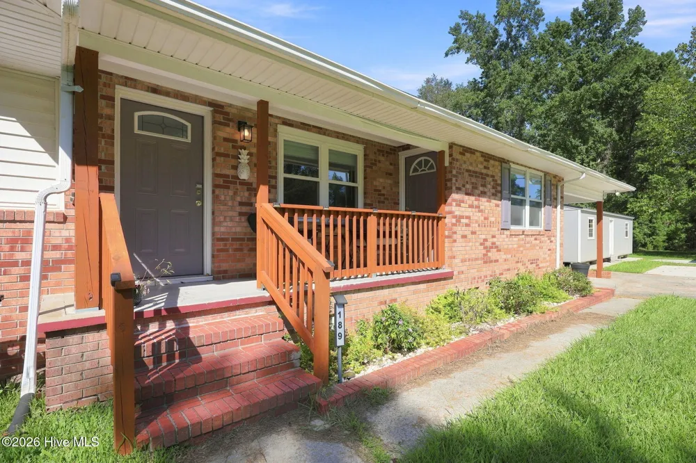 189 Country Club Road Sneads Ferry, NC 28460