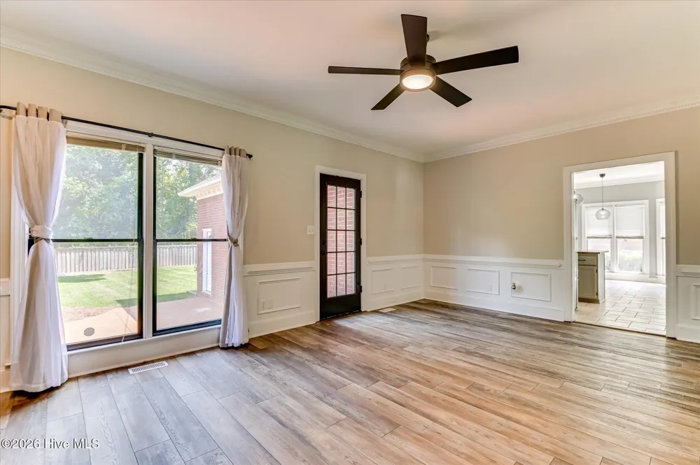 607 Mckinnes Branch Evans, GA 30809