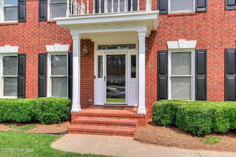 607 Mckinnes Branch Evans, GA 30809