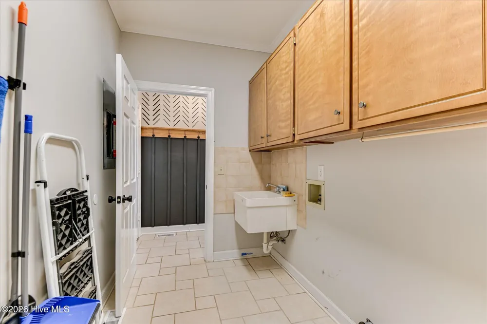 607 Mckinnes Branch Evans, GA 30809