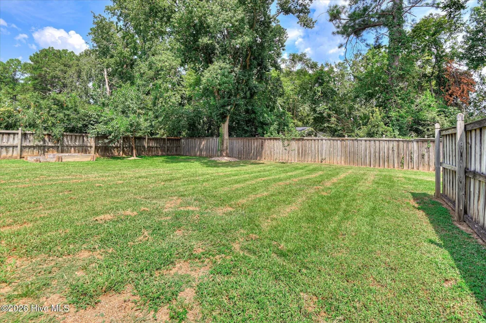 607 Mckinnes Branch Evans, GA 30809