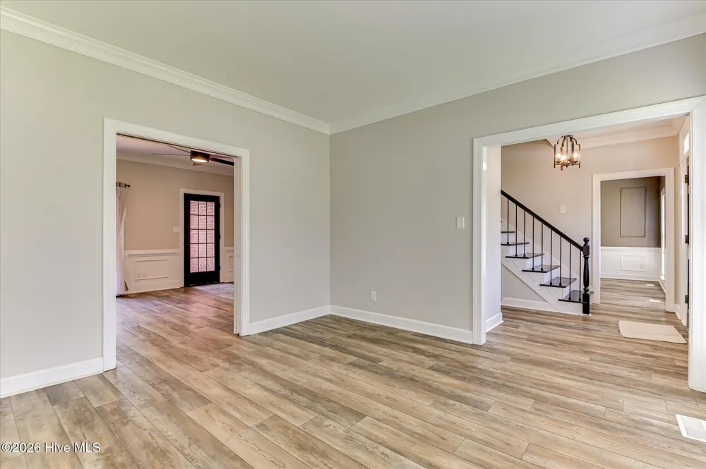 607 Mckinnes Branch Evans, GA 30809