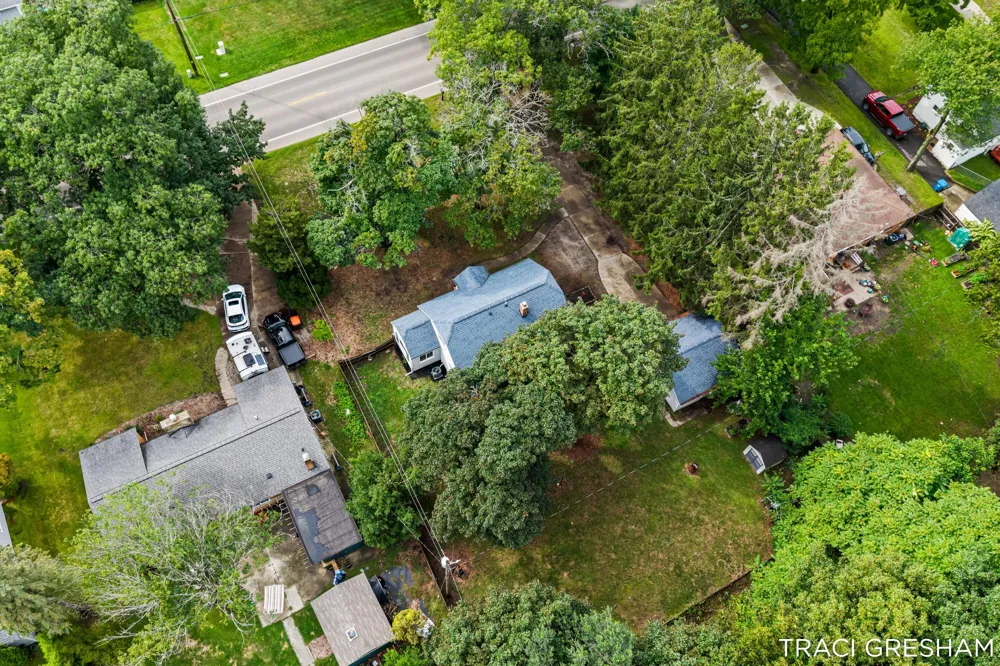 3740 Lake Harbor Road Norton Shores, MI 49441