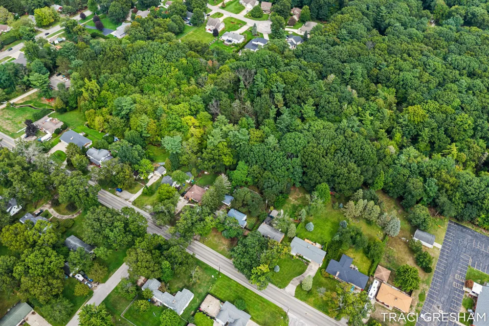 3740 Lake Harbor Road Norton Shores, MI 49441