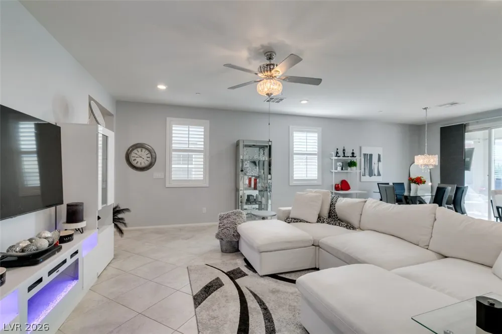 2927 Tranquil Brook Avenue Henderson, NV 89044