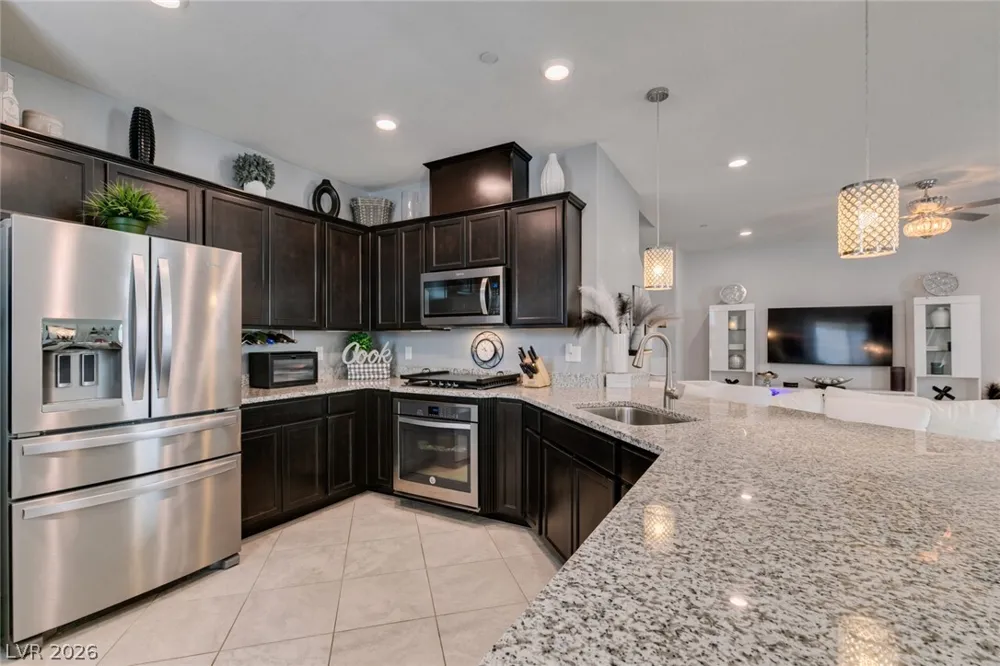 2927 Tranquil Brook Avenue Henderson, NV 89044