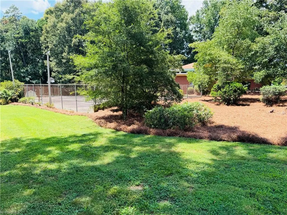 1031 Country Lane Winston-Salem, NC 27107