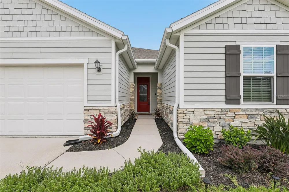 3077 HAWKS HILL LANE Jacksonville, FL 32216