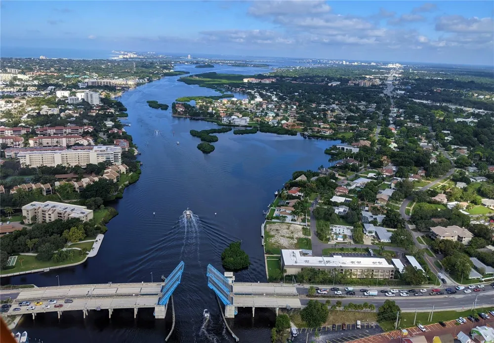 5581 ROSEHILL ROAD #205 Sarasota, FL 34233