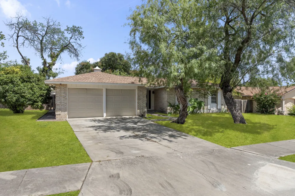 6707 Cherryleaf Street Leon Valley, TX 78238