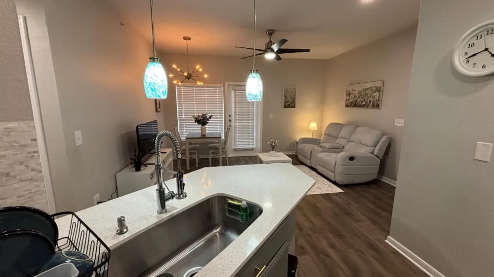 2320 Gracy Farms Lane ##911 Austin, TX 78758