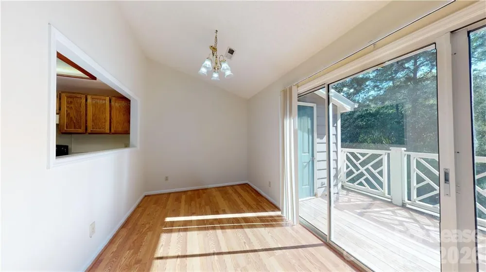 5622 Amity Springs Drive Charlotte, NC 28212