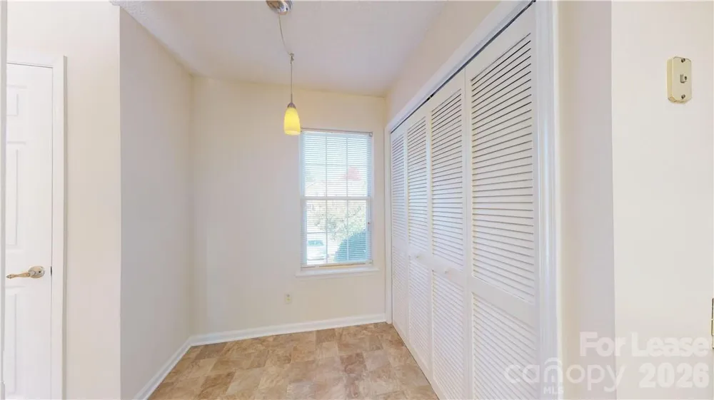 5622 Amity Springs Drive Charlotte, NC 28212