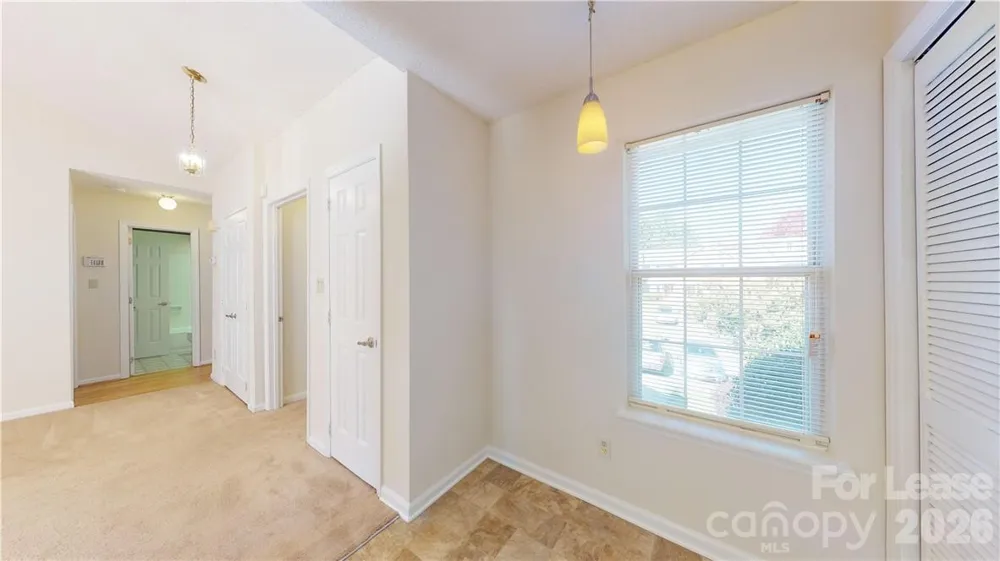 5622 Amity Springs Drive Charlotte, NC 28212