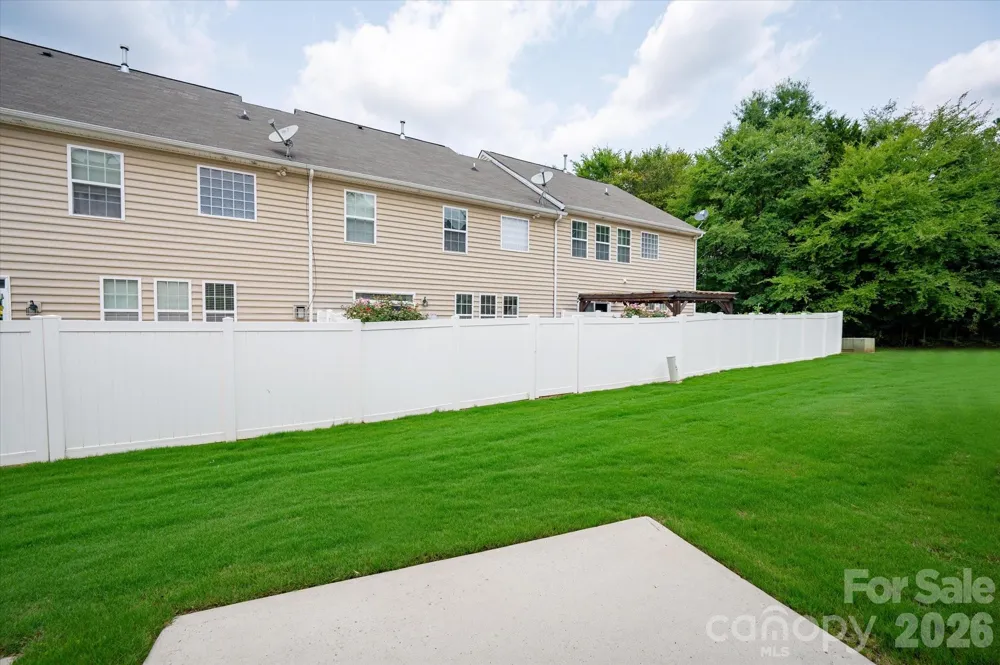 5248 Allison Lane Charlotte, NC 28277