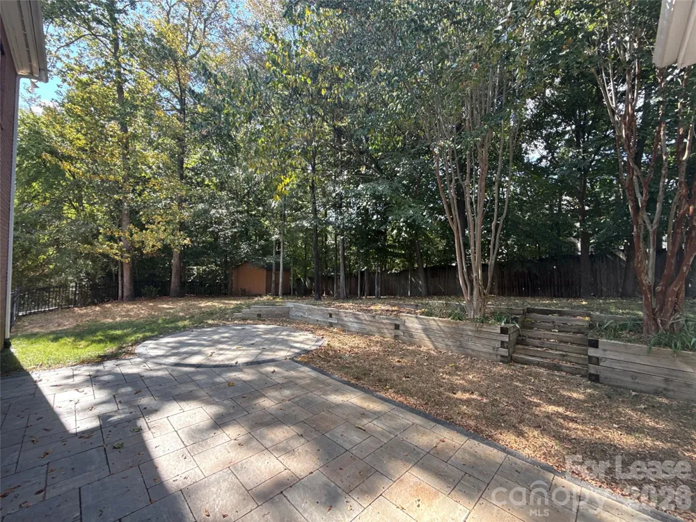 7011 Edenderry Drive Charlotte, NC 28270