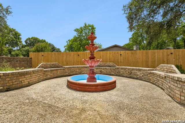 1640 WILLOW LN Seguin, TX 78155