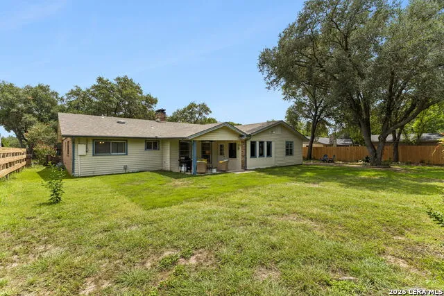 1640 WILLOW LN Seguin, TX 78155
