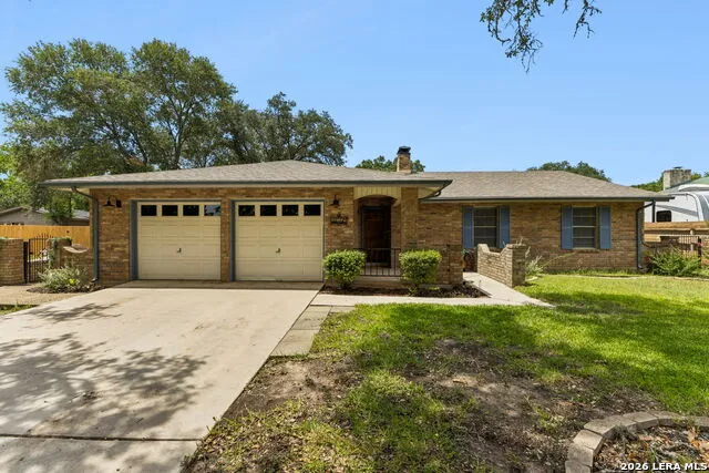 1640 WILLOW LN Seguin, TX 78155