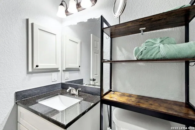 212 W Baylor San Antonio, TX 78204