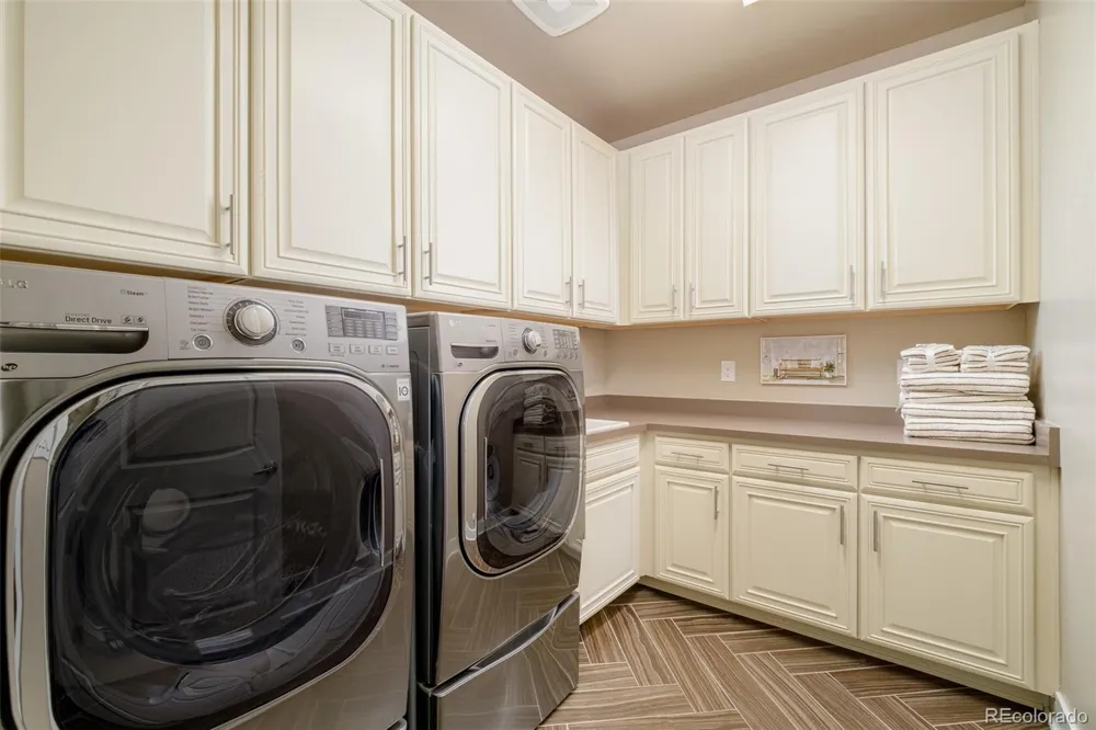 1988 Tiverton Avenue Broomfield, CO 80023
