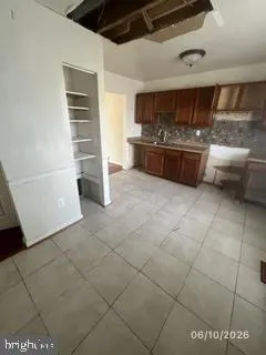 608 GREENBRIAR LANE Annapolis, MD 21401