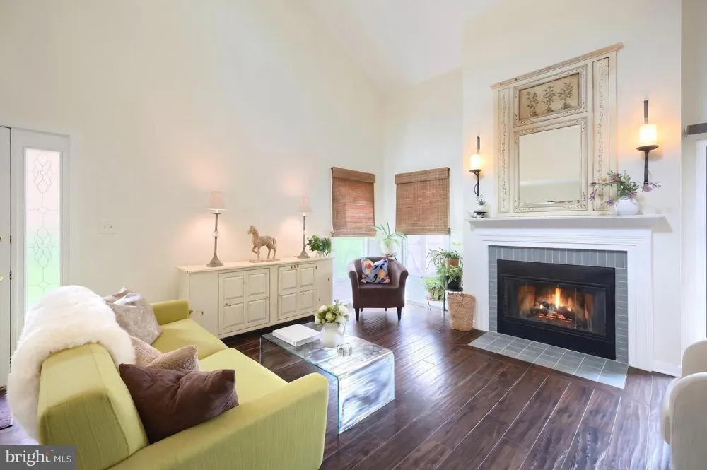 77 WESTVIEW MNR #77 York, PA 17408