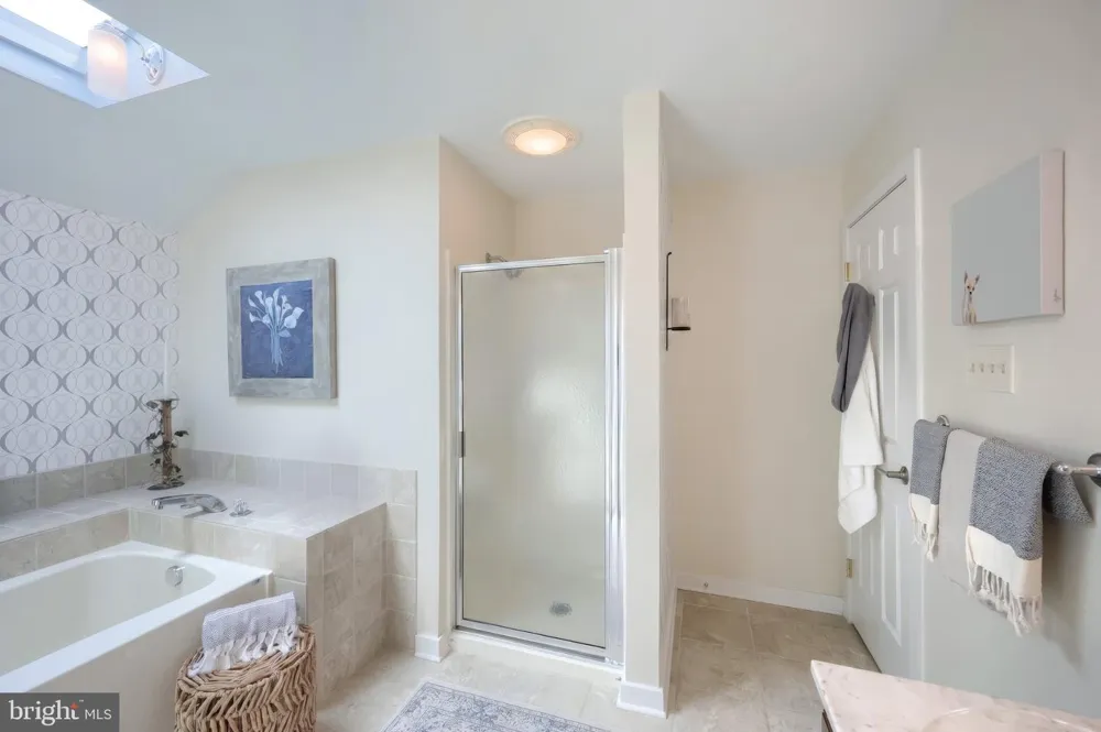 77 WESTVIEW MNR #77 York, PA 17408