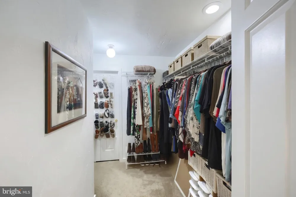 77 WESTVIEW MNR #77 York, PA 17408