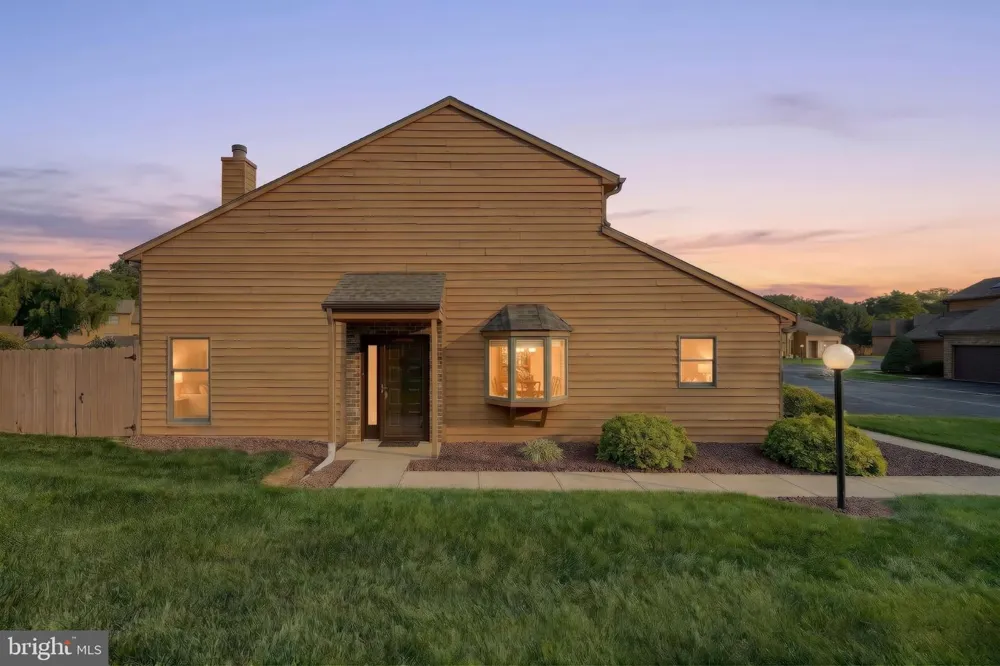 77 WESTVIEW MNR #77 York, PA 17408