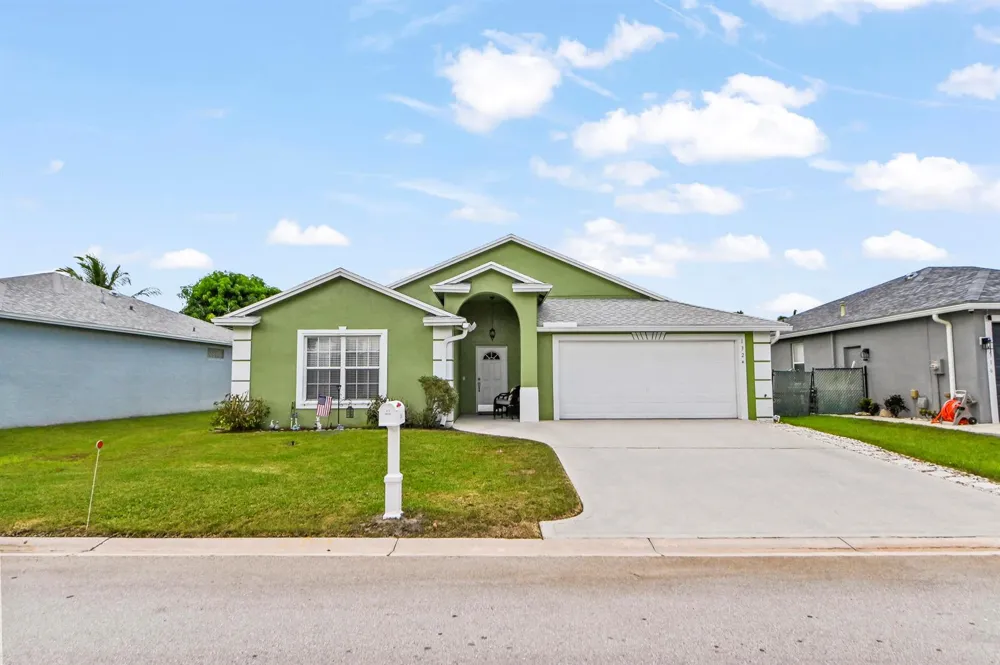 1324 Cape May Lane 
