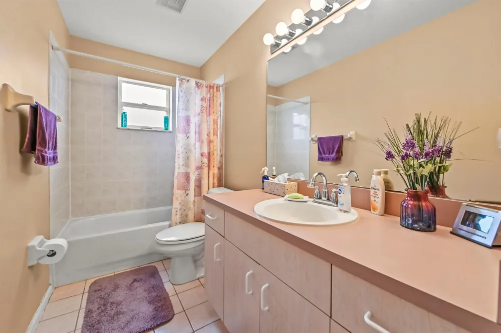 1324 Cape May Lane 