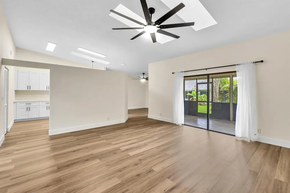 6014 NW 78th Way Tamarac, FL 33321