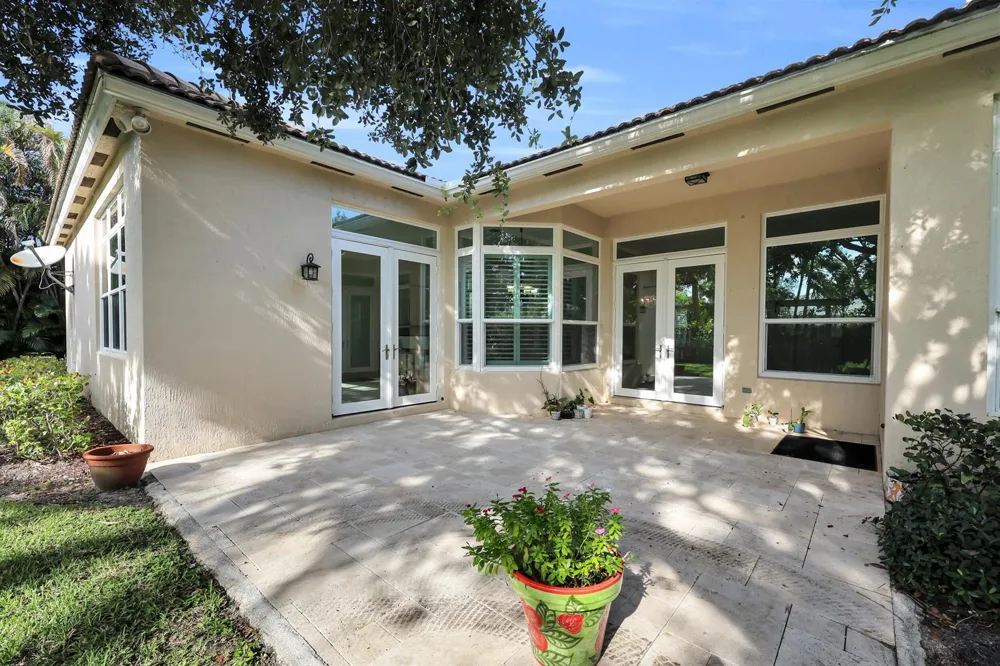 103 MAGNOLIA WAY Tequesta, FL 33469