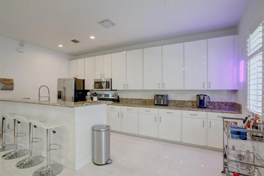 131 S East 7th Way #131 Pompano Beach, FL 33060