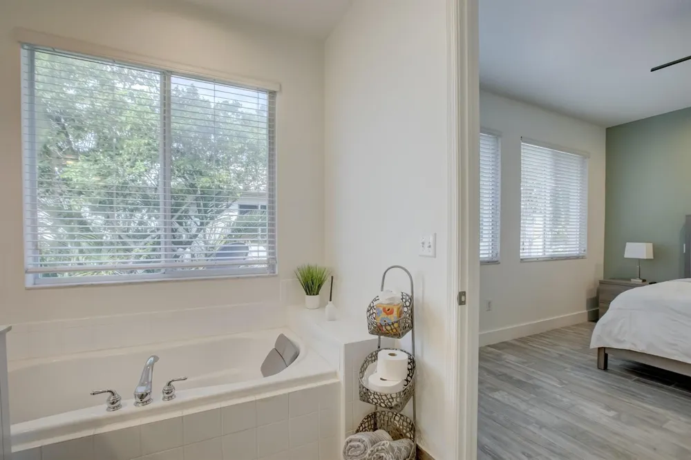 131 S East 7th Way #131 Pompano Beach, FL 33060