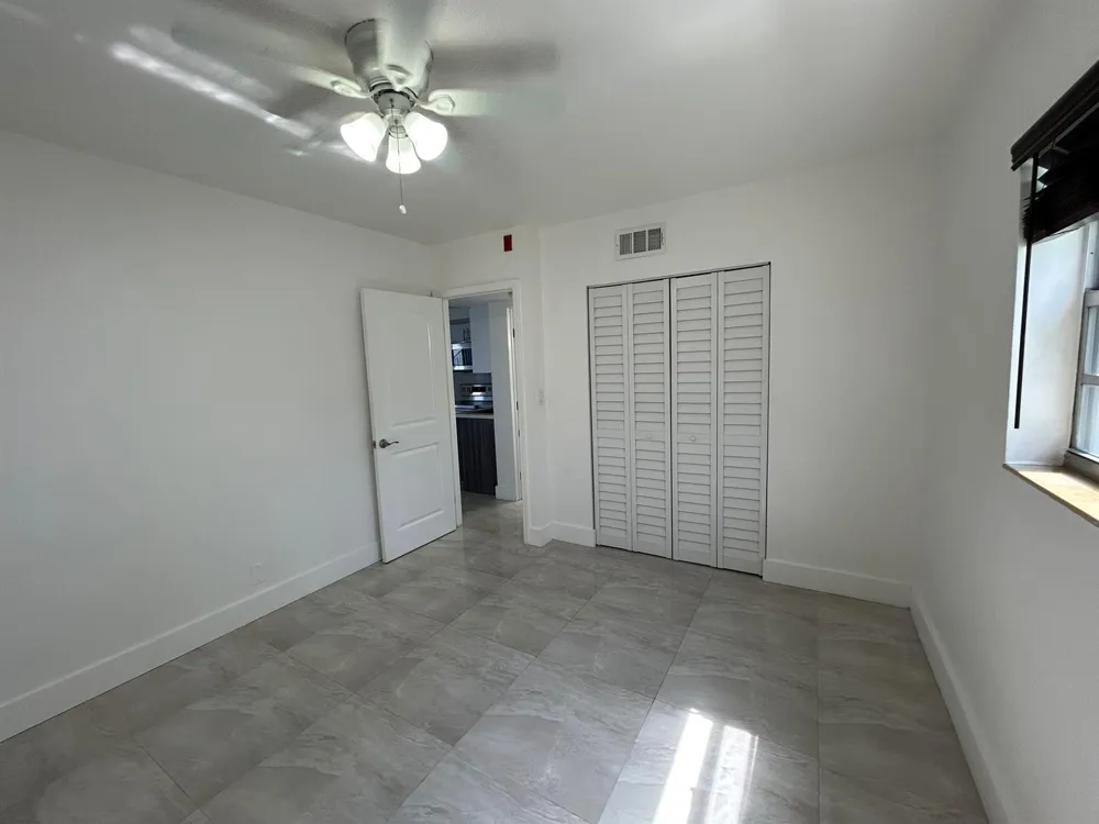 1534 SE 15th Street #5 Fort Lauderdale, FL 33316