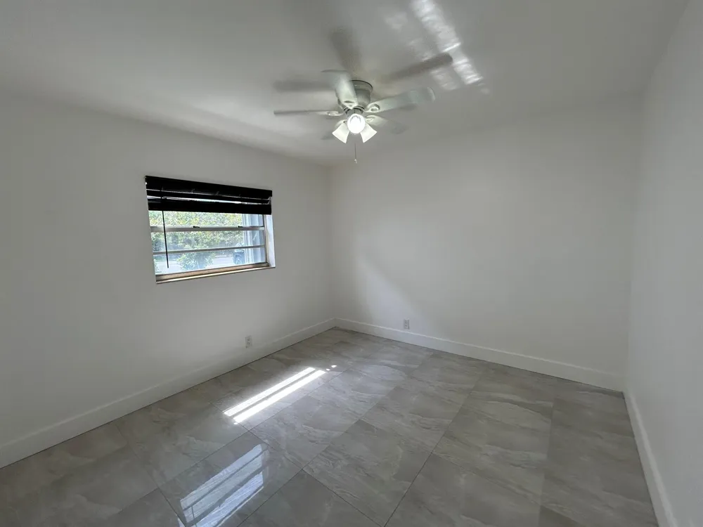1534 SE 15th Street #5 Fort Lauderdale, FL 33316