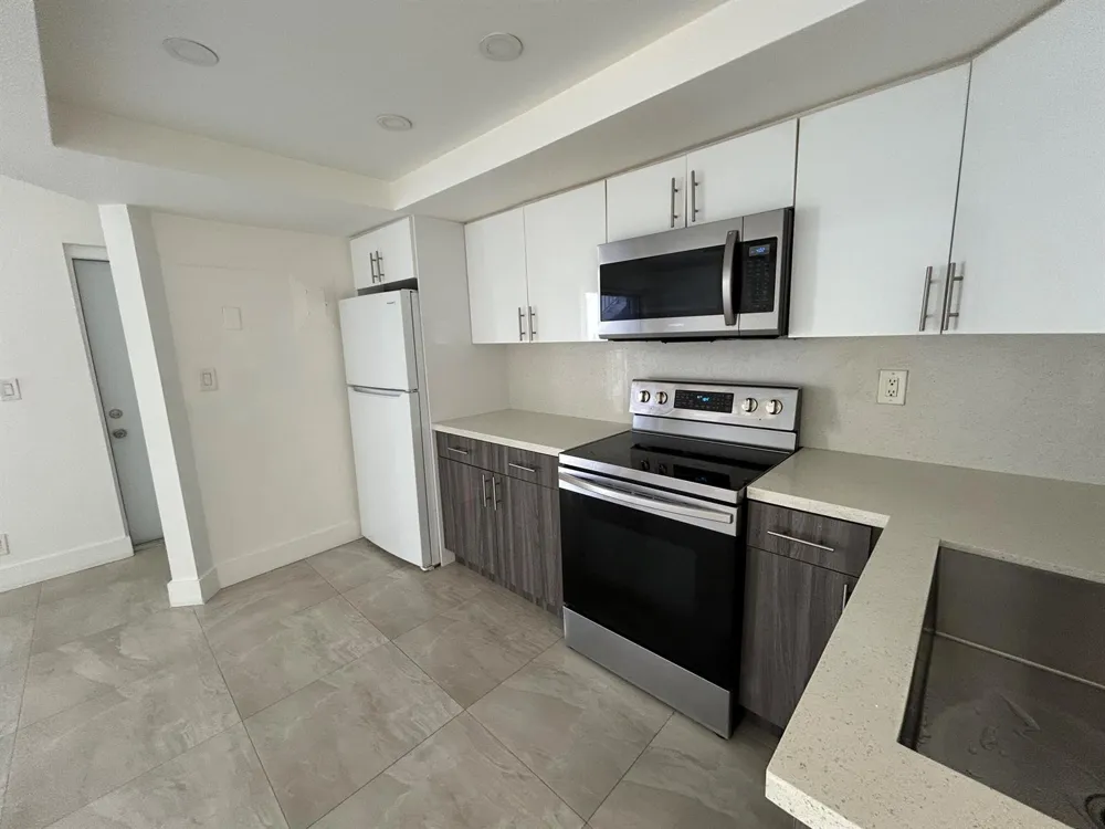 1534 SE 15th Street #5 Fort Lauderdale, FL 33316