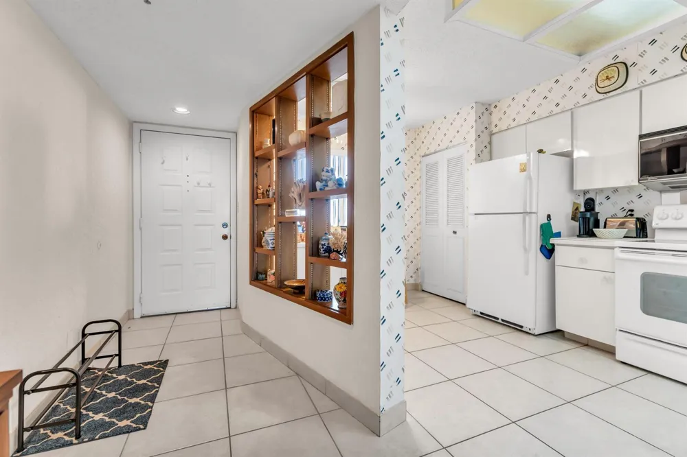 14460 Strathmore Lane #704 Delray Beach, FL 33446